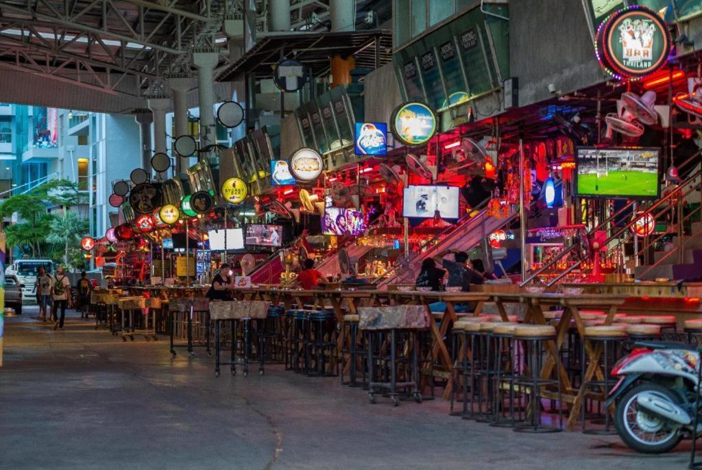 Oyo-472唐成假日酒店 Patong 外观 照片